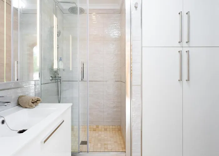 Peaceful Premium Apartment *